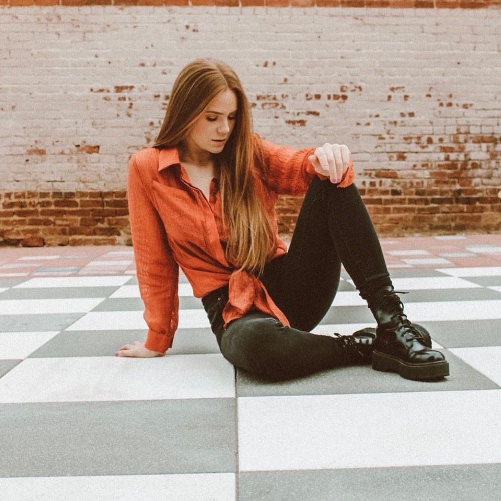 Vacate the Label Tie Hem Burnt Orange Top